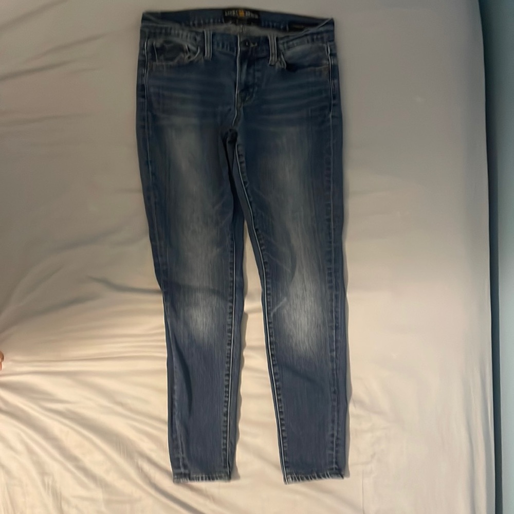 Lucky Brand Charlie Skinny Jean size 6/28